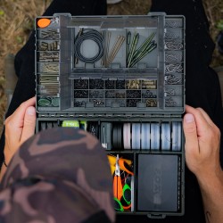 Кутия Fox EDGES Loaded Medium Tackle Box
