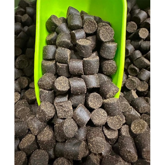 Пелети HC Baits - Feed Carp Black 12mm Пелети HC Baits - Feed Carp Black 12mm